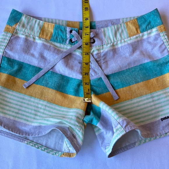 Patagonia Wavefarer Boardshorts 5” Fitz Stripe Texture Pura Purple - Picture 7 of 11